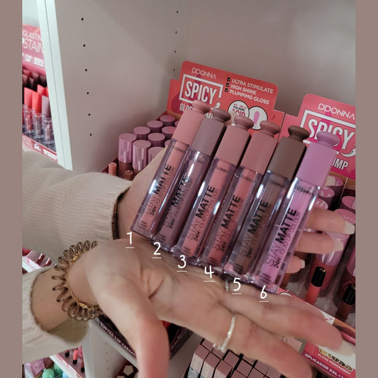 Rouge à lèvres liquide mat 24 h💄