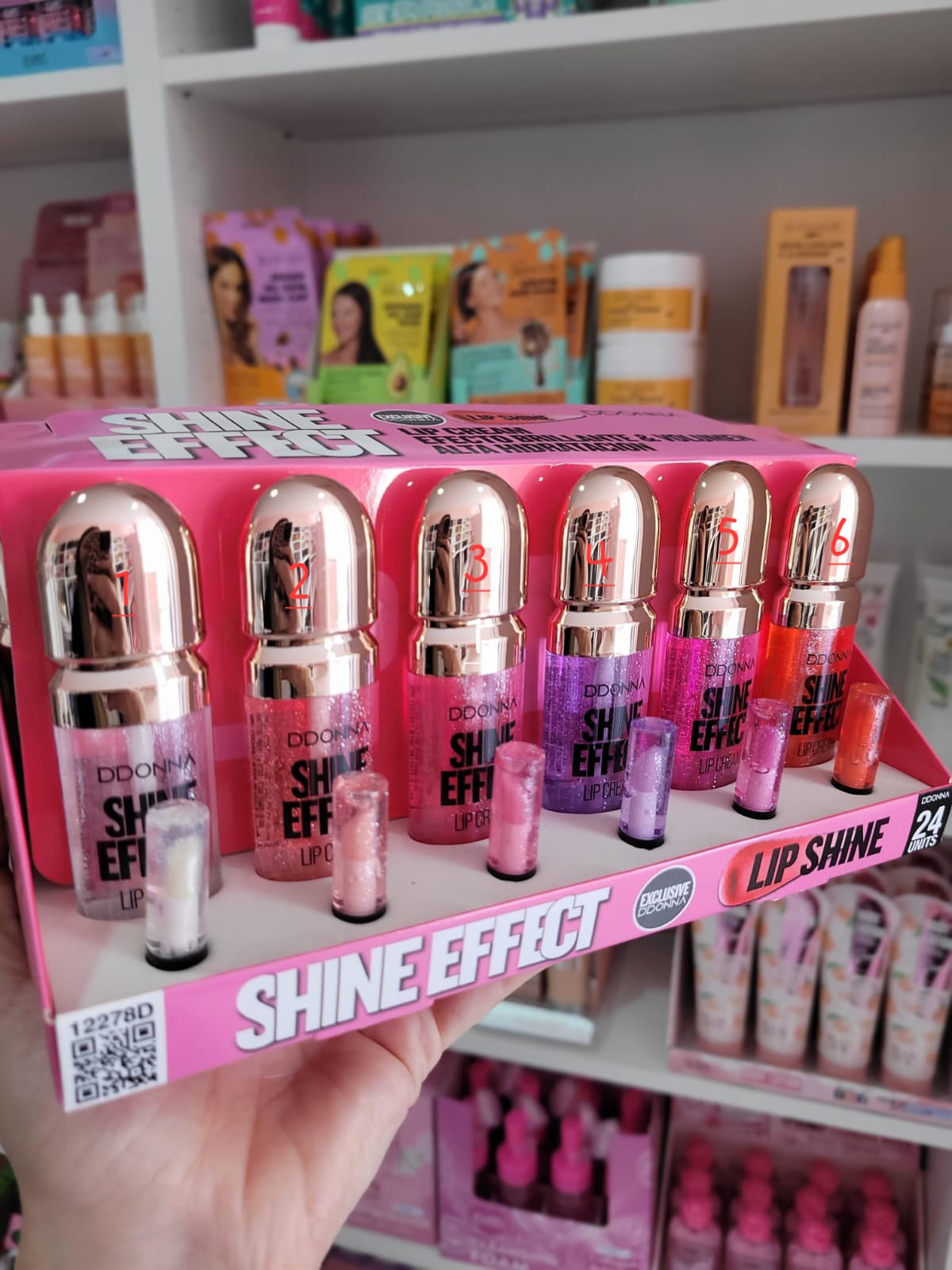 LIP SHINE EFFECT LIP CREAM